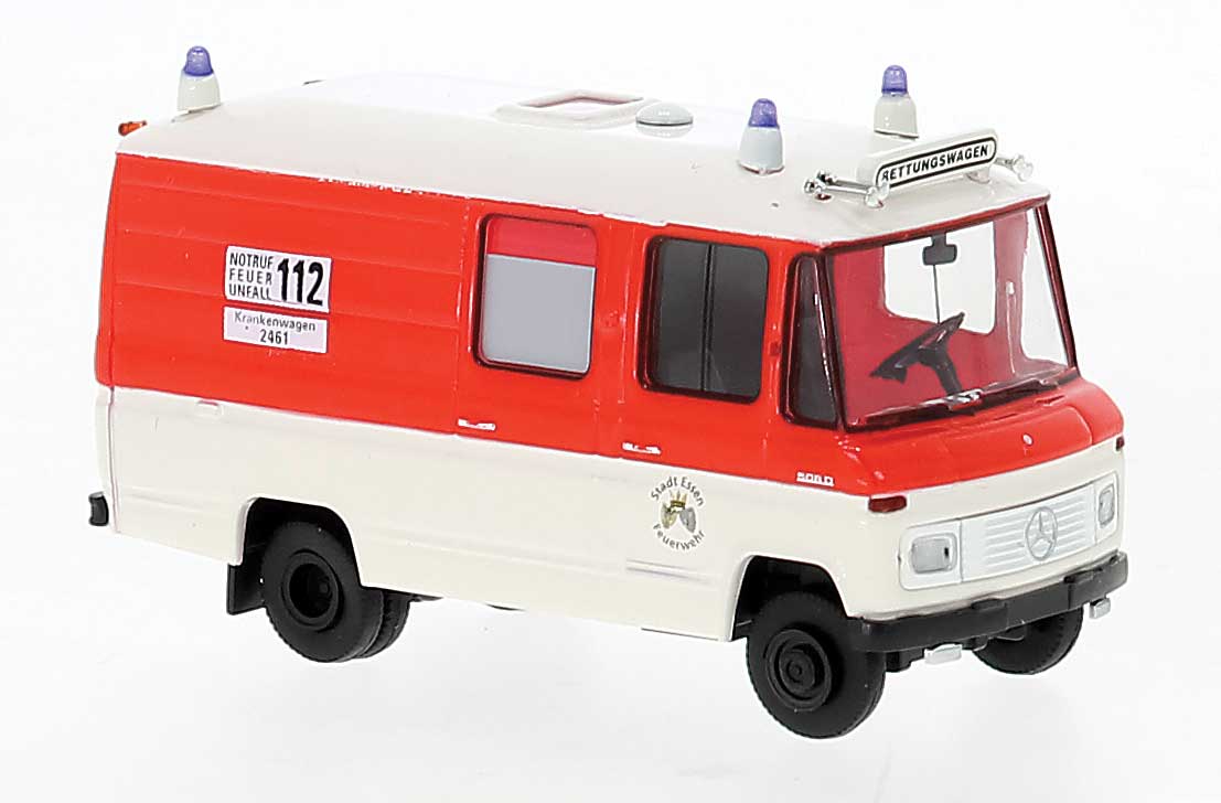 1970 Mercedes-Benz L508 Ambulance - Assembled -- Essen, Germany (red, white, German Lettering)