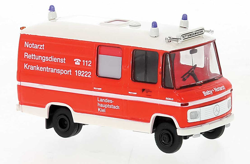 1970 Mercedes-Benz L508 Ambulance - Assembled -- Kiel, Germany (red, white, German Lettering)
