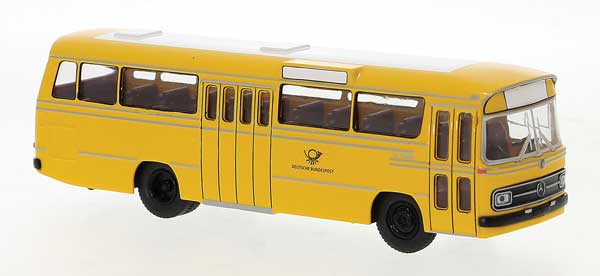 1972 Mercedes-Benz O302-11 Bus - Assembled -- German Post (yellow, black, German Lettering)