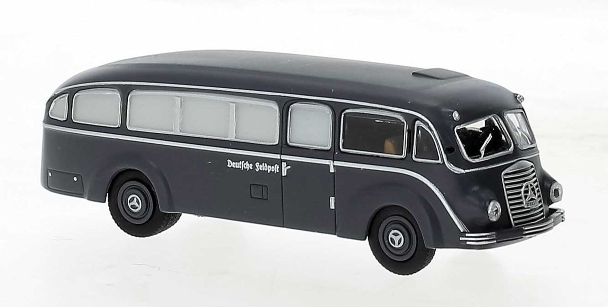 1936 LO3500 Mercedes-Benz Stromlinie Bus - Assembled -- Feldpost (gray, German Lettering)