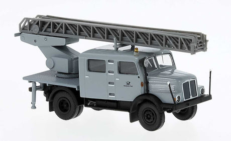 1960s IFA S 4000-1 Crew Cab Service Truck w/Ladder - Assembled -- Deutschen Post (gray, black, German Lettering)