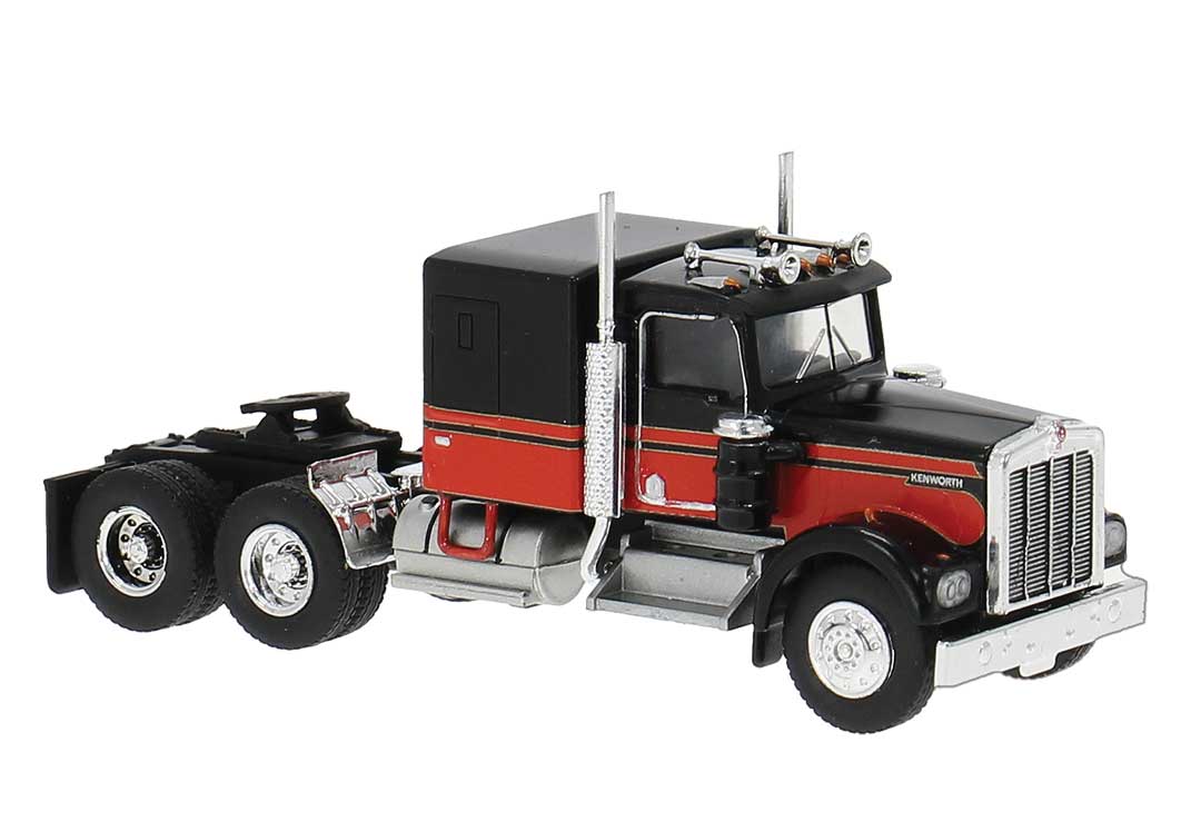 Kenworth W900 Semi Tractor w/Sleeper Cab - Assembled -- Black, Red