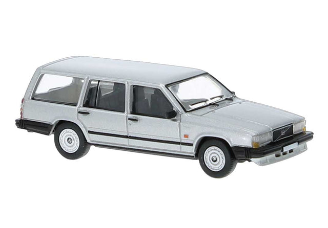 1984 Volvo 740 Station Wagon - Assembled -- Silver
