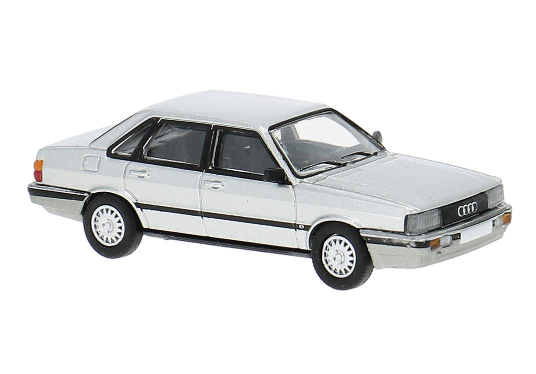 Audi 80 B2 (Typ 85) Sedan - Assembled -- Silver, Black