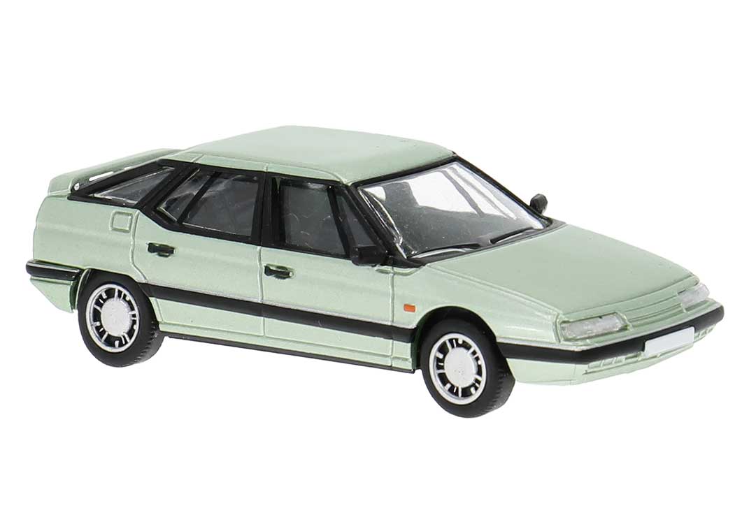 1990s Citroen XM Break Station Wagon - Assembled -- Light Green