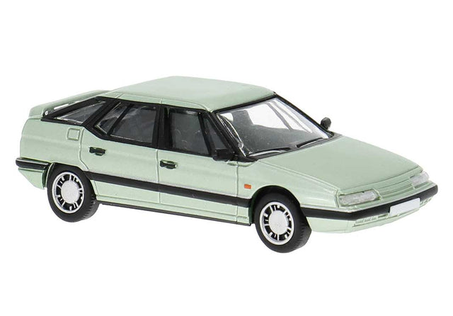 1990s Citroen XM Break Station Wagon - Assembled -- Light Green