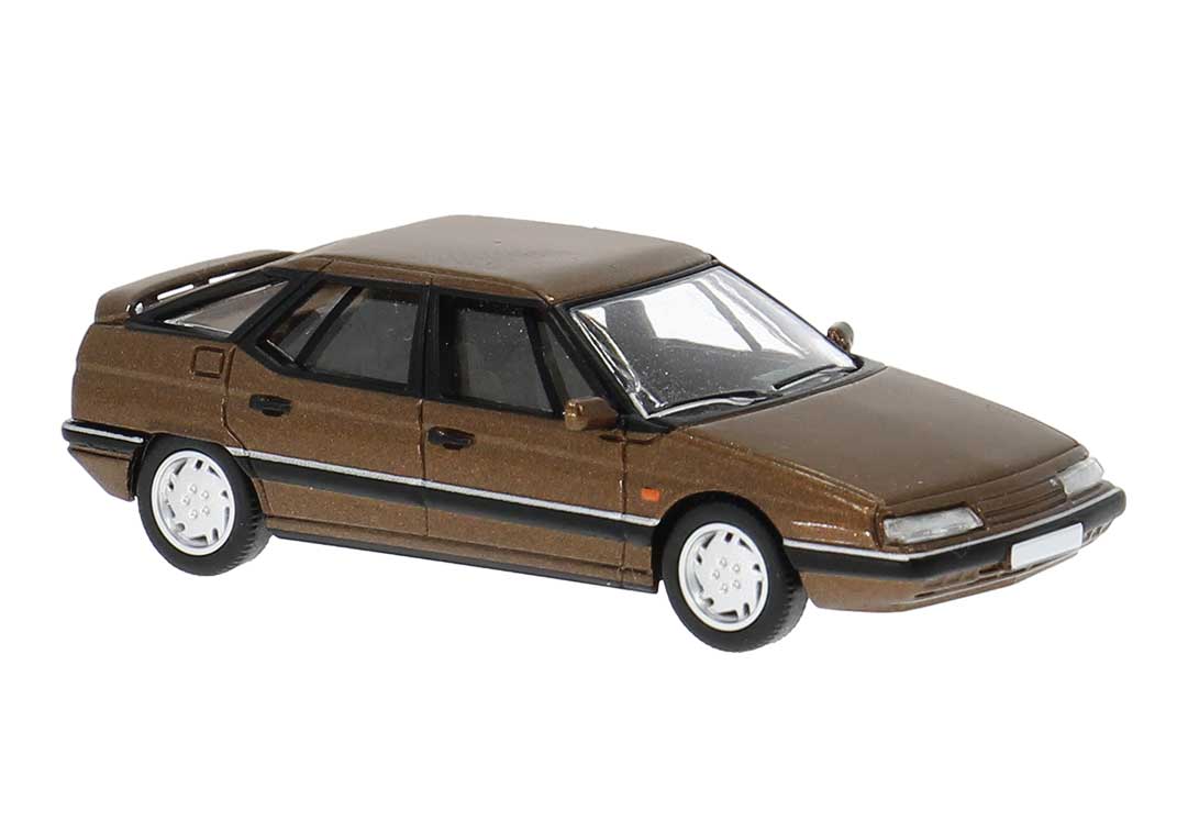 1990s Citroen XM Break Station Wagon - Assembled -- Metallic Brown
