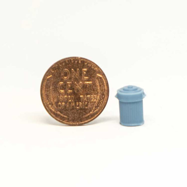 Trash Can with Lid -- pkg(5)