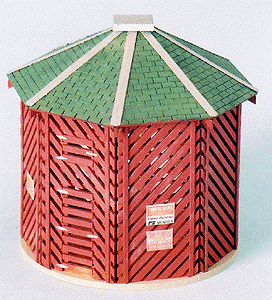 Tom's Corn Crib -- 2-1/4"  5.6cm Diameter; 2-1/2"  6.2cm Tall