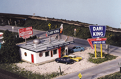 Dari-King Drive In Restaurant -- 2-1/4 x 3"  5.6 x 7.5cm