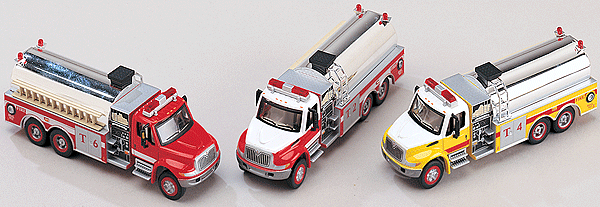 Emergency - Fire Apparatus - 2001 International 3-Axle Tanker w/Pump -- Red Cab & Body, Silver Tank