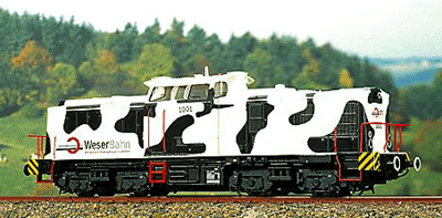 Diesel V100 Loco Powered -- "Cow Patch" Era V