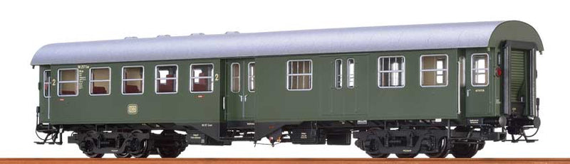 Type BPw4yge Coach - Ready to Run -- German Federal Railroad DB #98 257 Esn (Era III, green, silver)