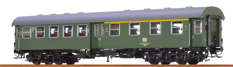 Type AByg Coach - Ready to Run -- German Federal Railroad DB #50 80 38-11 223-3 (Era IV, green, gray, yellow)