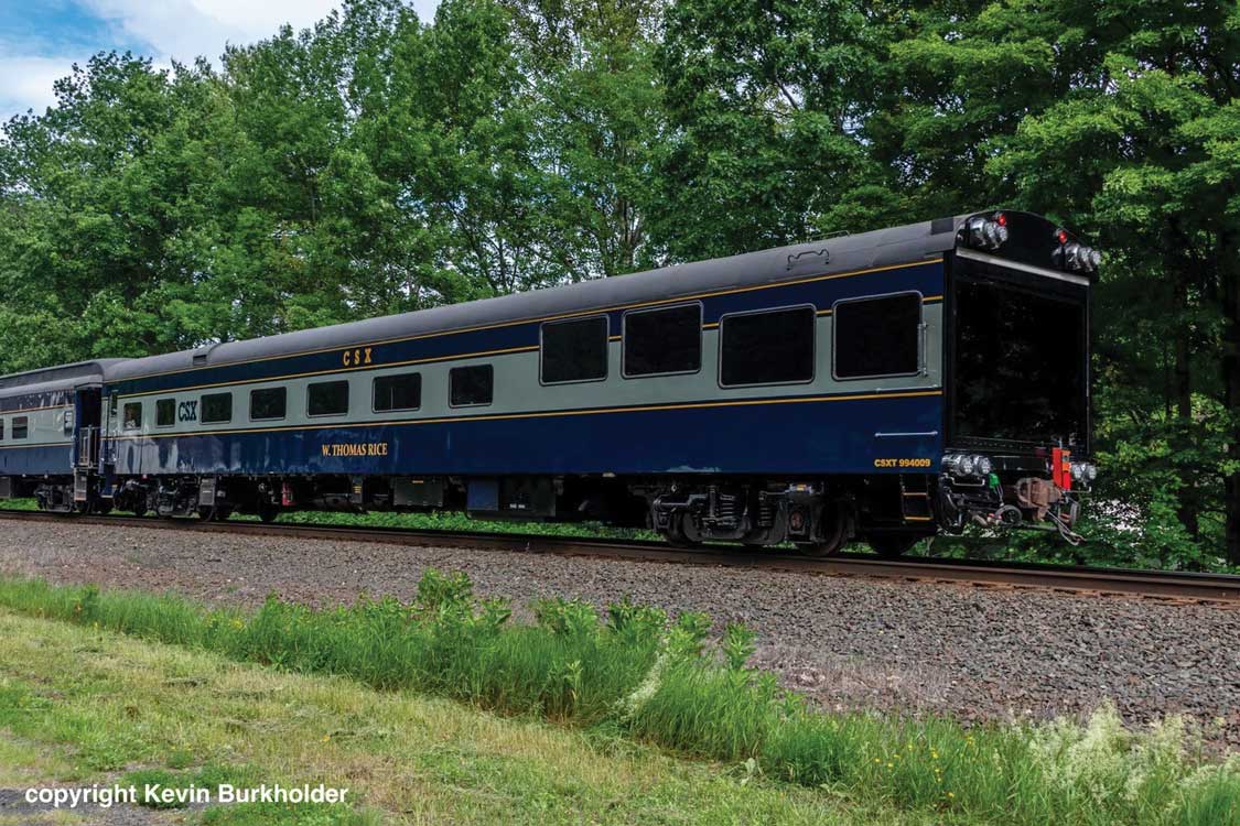 Conrail - CSX Track Inspection Theater Car - Ready to Run -- CSX #994009 W. Thomas Rice (2021-2026 Appearance, blue, gray)