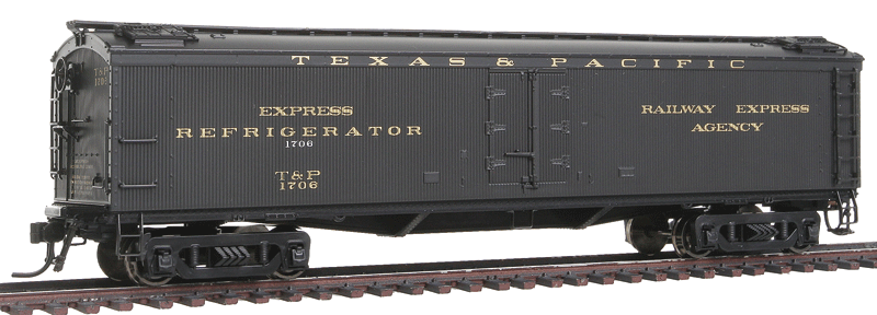 General American (GACX) 53'6" Wood Express Reefer - Ready to Run -- Texas & Pacific #1706 (Pullman Green)