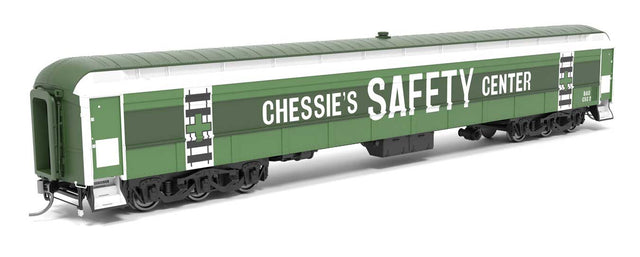 Heavyweight Railroad Instruction - Exhibit Car - Ready to Run -- Chessie System B&O #CSC-1 (2-Tone Green, white)