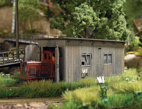 Wood Locomotive Shed - Feldbahn -- Weathered Laser-Cut Wood Kit - 2-15/16 x 1-3/4 x 1-9/16"  7.4 x 4.5 x 4cm-3