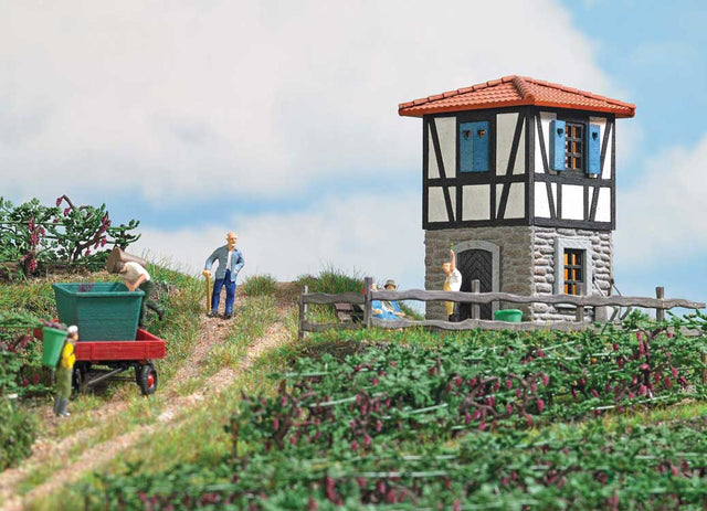 Vineyard Hut -- Laser-Cut Kit - 1-9/16 x 1-9/16 x 2-1/2"  4 x 4 x 6.4cm-1