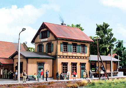 1892 Kupferzell Wood Train Station - Kit (Laser-Cut Wood & Plastic) -- 11-1/4 x 3-9/16 x 5-5/16"  28.6x9x13.5cm Base/Ramp 10-1/4 x 5-7/8"  51.5x1