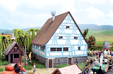 Historic Hohenlohe Half-Timber Farmhouse - Kit (Laser-Cut Wood) -- Partially Precolored 5-1/8 x 4 x 4-15/16"  13 x 10.3 x 12.5cm