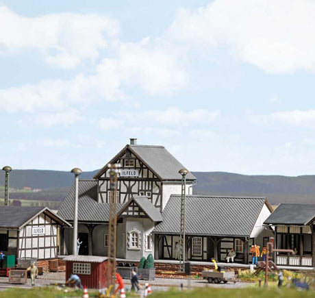 Ilfeld-Harz Half-Timber Train Depot -- Laser-Cut Wood Kit - 9-3/8 x 4-1/16 x 5-1/8"  23.8 x 10.3 x 13cm-2