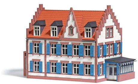 Carl Benz House -- Laser-Cut Kit - 7-1/2 x 3-11/16 x 4-13/16"  19 x 9.4 x 12.2cm-3