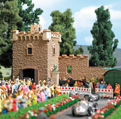 Carl Benz Garage with Wall -- Laser-Cut Kit - Garage: 2-3/4 x 2-3/4 x 4-7/16"  7 x 7 x 11.2cm-1