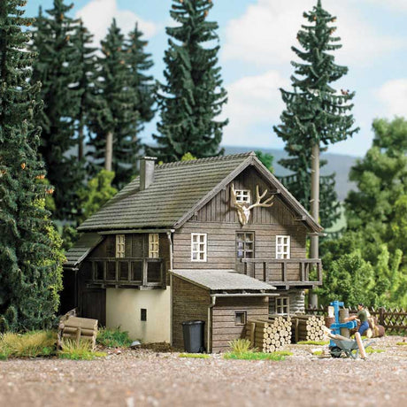 Forester's House-Lodge -- Laser-Cut Wood Kit - 4-5/16 x 3-3/4 x 3-3/4"  11 x 9.5 x 8.3cm-1