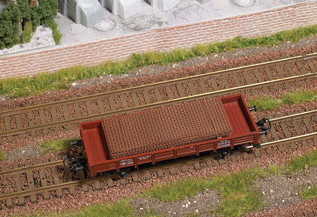 Rusty Steel Mesh Mat Load -- Fits European 2-Axle Low-Side Gondola