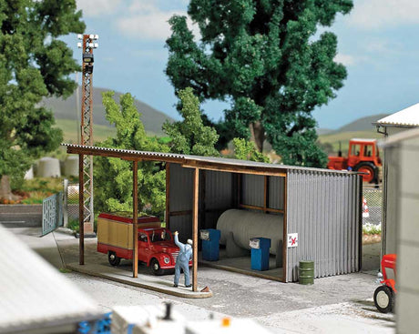 LPG Farm Gas Station -- Laser-Cut Kit - 1-3/16 x 3-1/2 x 2-3/16" 10.6 x 8.9 x 5.6cm-1