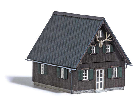 Forester's Lodge -- Laser-Cut Wood Kit - 4 x 3-1/8 x 3-5/16" 10.1 x 7.9 x 8.4cm-2