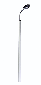 Streetlight w/Concrete Mast -- With Rectangular Light Housing (black) 3-1/2"  9cm Tall