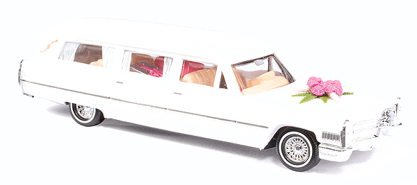 1971 Cadillac Station Wagon - Assembled -- With Wedding Flowers (white)