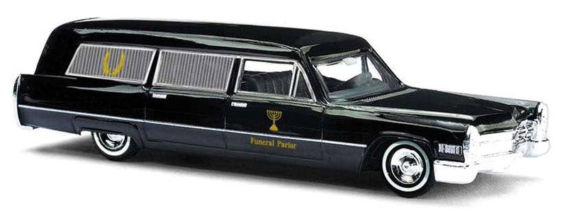 1970 Cadillac Station Wagon - Assembled -- Hearse (black)