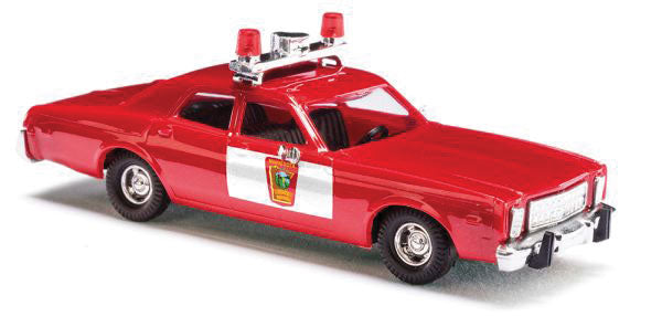 1976 Plymouth Fury Sedan - Assembled -- Minnesota State Patrol (red, white)