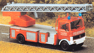 Emergency Vehicle w/Working Lights -- MB Fire Truck w/Ladder