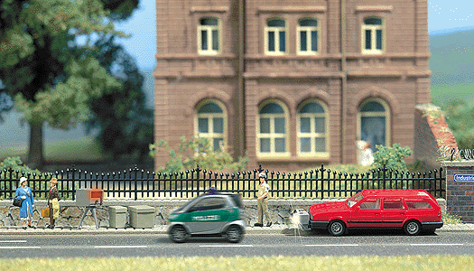 Miniature Scenes -- Speed Trap Set with car