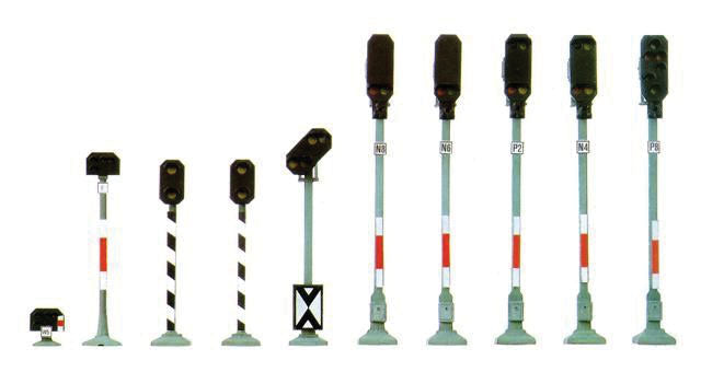 Nonoperating European-Style Block Signals -- 10 Pieces