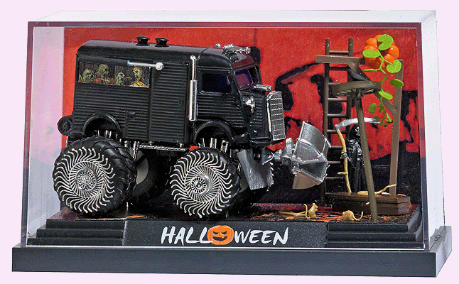 Halloween 12 Miniature Scene