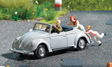 Complete Miniature Scene -- Push Start with Volkswagen Beetle Convertible, 3 Figures-2