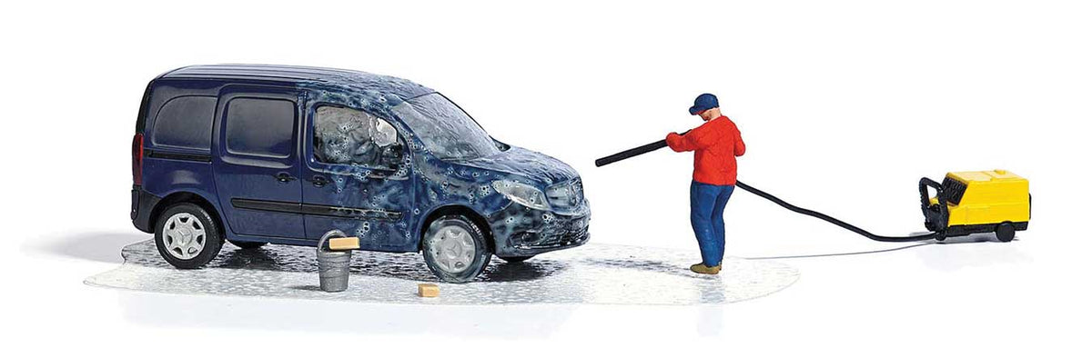 Complete Miniature Scene -- Pressure Washer with Mercedes-Benz Citan, Pressure Washer, Figure and Bucket-1