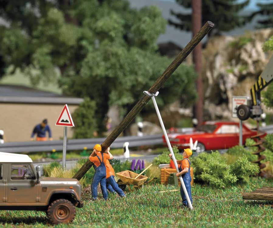 Installing Power Poles with 3 Figures Miniature Scene-2
