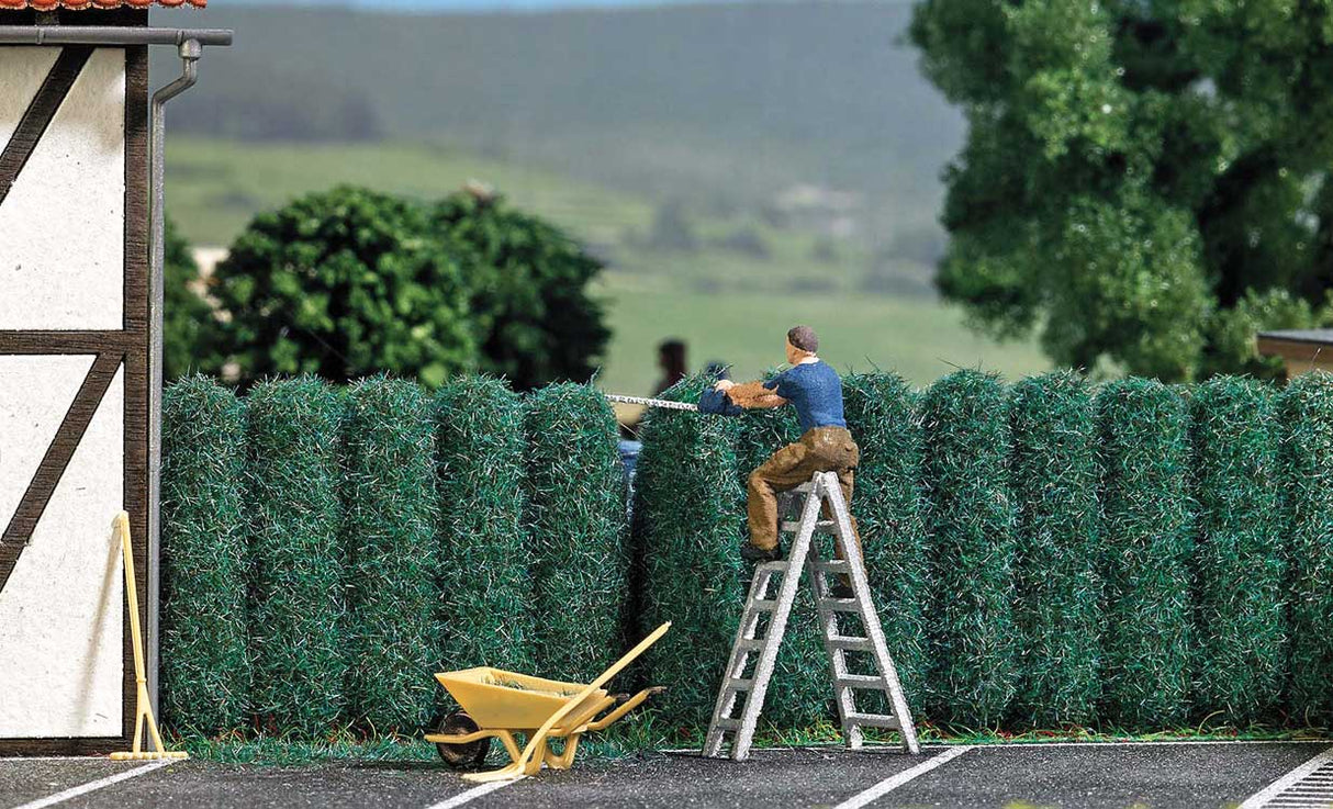 Hedge Trimming Miniature Scene -- Trees, Figure and Accessories-2