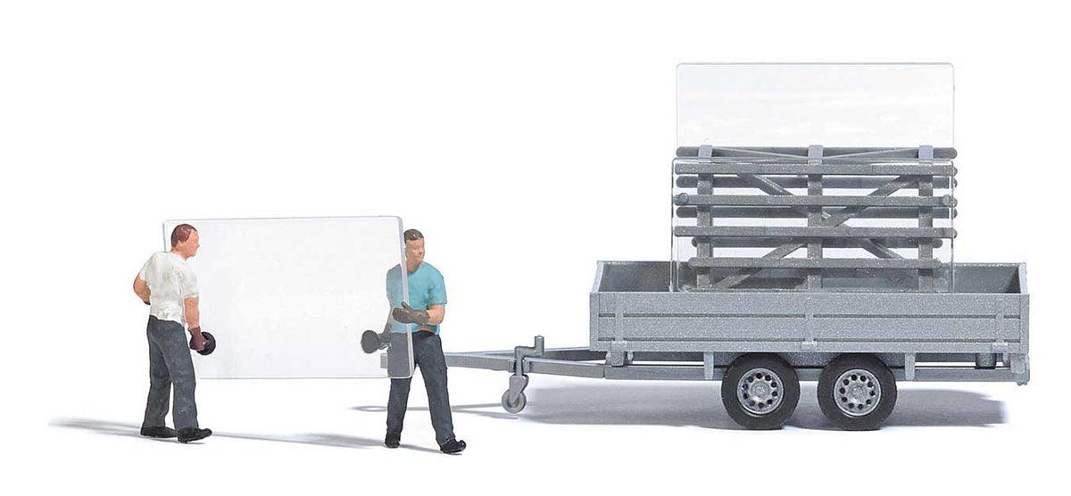 Glass Transport Trailer with 2 Figures - Action Set-2