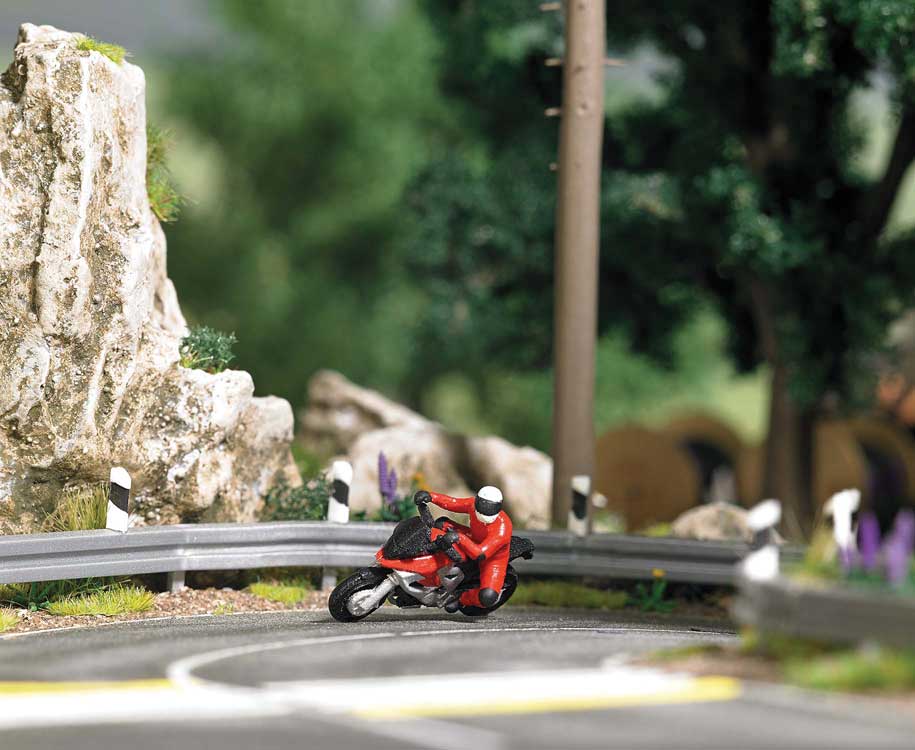 Super Racer 2 - Action Set -- Red Motorcycle with Rider, 3 Sections of Highway Guardrails-1