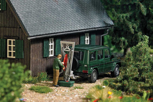 Wild Boar Attack - Action Set -- Mercedes-Benz G Classs SUV, Hunter Dressing a Wild Boar on a Stand