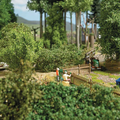 Painting a Fence - Action Set -- 2 Figures, Paint Bucket, Tools, 45cm of Fencing, Printed Signs-2