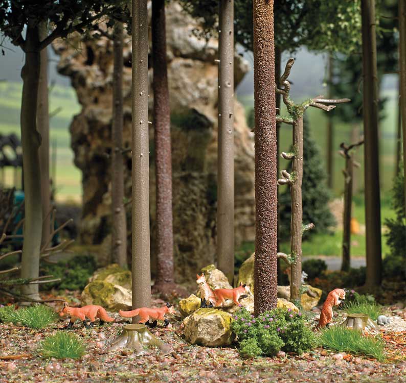 Foxes - Action Set -- 5 Foxes, Wood Pile, 4 Barren Trees, 3 Stumps-2