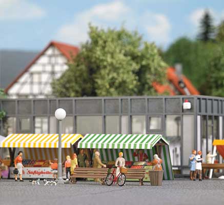 Shopping for Veggies - Action Set -- 2 Benches, Garbage Can, Figure, 2 Bicycles, Nonworking Park Light-2